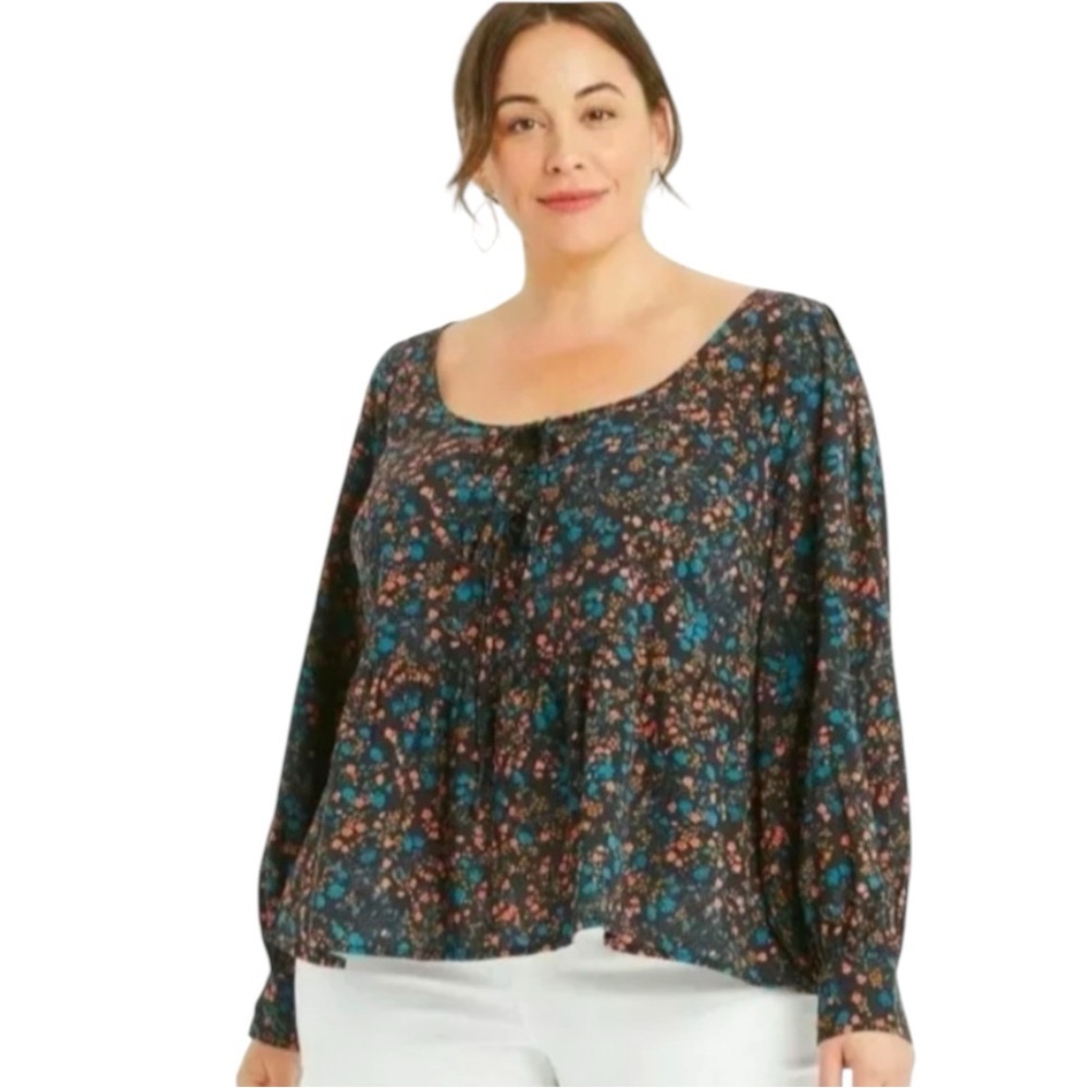 Ava & Viv Floral Peasant Top